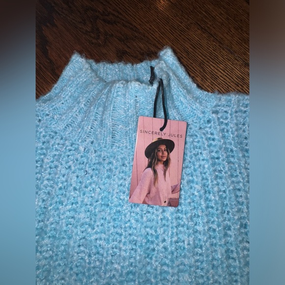 Sincerely Jules Turtleneck Sweater NWT - Picture 5 of 9